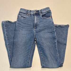 Abercrombie & Fitch Ultra High Rise Flared Jeans Blue
